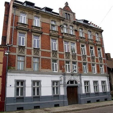 Otel U Medvedya Chernyakhovsk Exterior photo